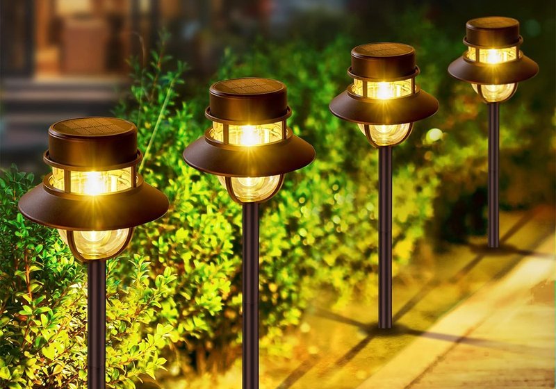 Solar Garden and Pathway Lights